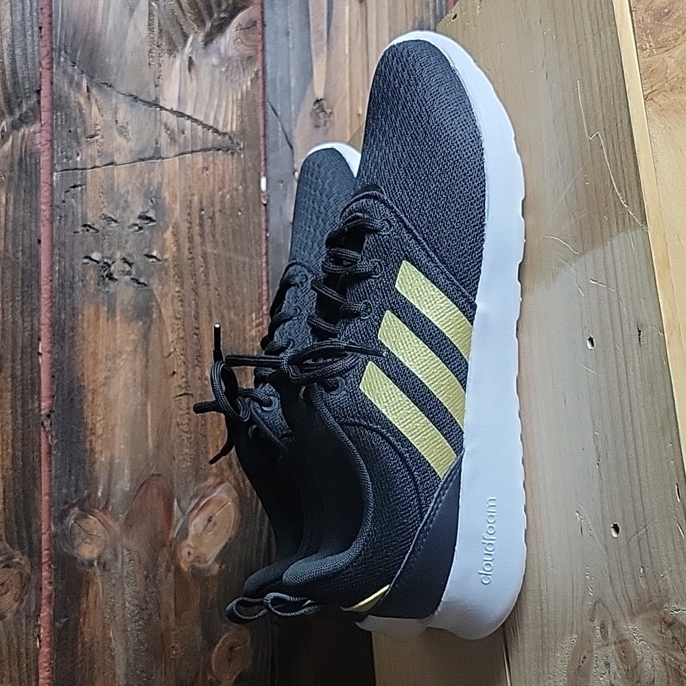 ADIDAS Black and Gold Mens Sneakers Size 8.5 - Picture 3 of 8